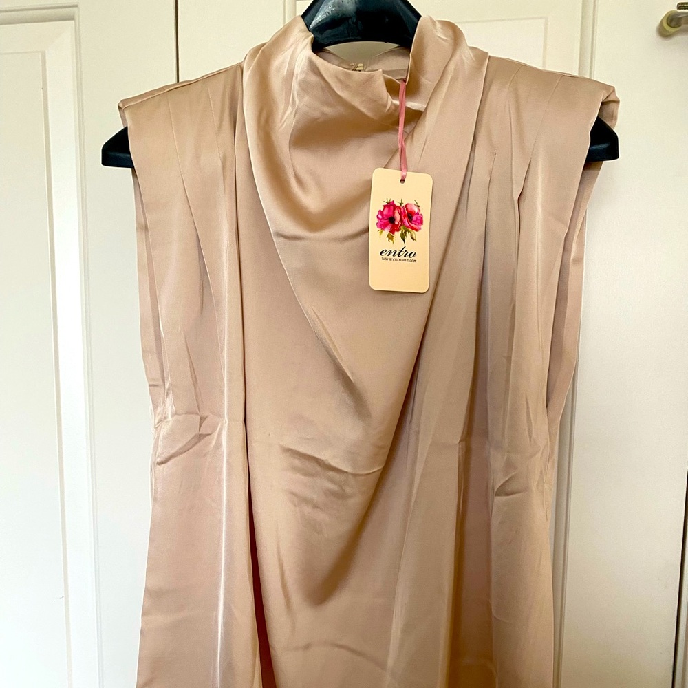 Entro Boutique sleeveless top - new with tags